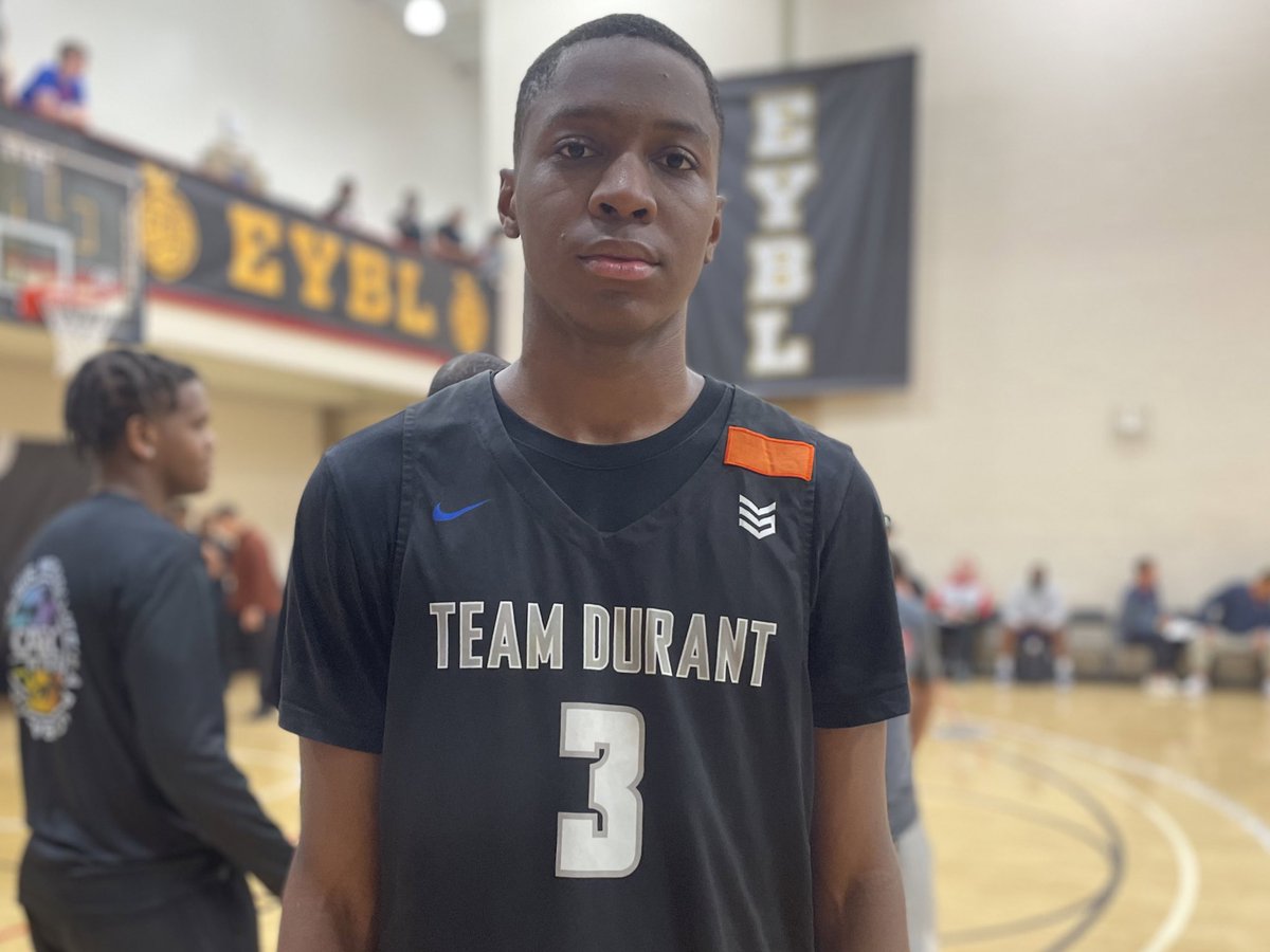 EliteHSscouting's tweet photo. FINAL (15U)
@teamdurant_AAU 55
@NH_Lightning 54

‘25 Cam Ward (📷) led with clutch play + multifaceted scoring with ‘25 Jalen Rougier-Roane also showing his versatility. ‘25 Akbar Waheed III added key floor-spacing with 3 👌’s.

‘25 Kayden Mingo impressed leading Lightning https://t.co/iJu8UDgnuZ