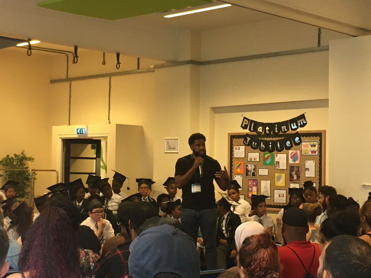 VanGoghPrmry's tweet photo. Incredibly thankful to @sholmeslewis for taking the time out to come and speak at our year 6 Graduation Leavers Assembly. The children were so encouraged and inspired! #inspirational https://t.co/4HnD7lWeeq