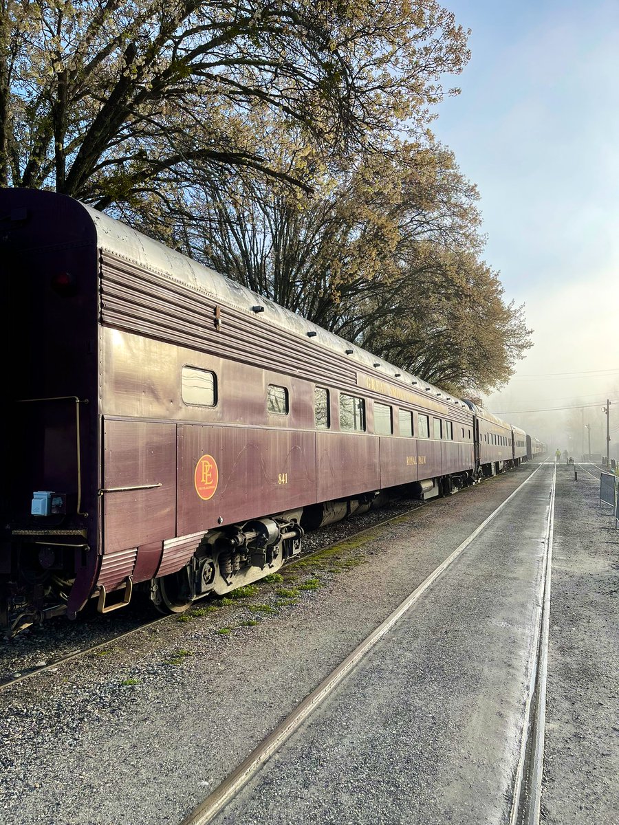 MitchellsMayors's tweet photo. #BrysonCity, NC was a true mountain experience! Mayor Tom Sutton is a former U.S. Cryptologist and avid outdoorsman. He LOVES his fellow citizens as well as their mountain train rides. Bryson City is home to “the road to nowhere,” a tunnel to… well, nowhere! #mitchellsmayors https://t.co/GUf7nZfFR4