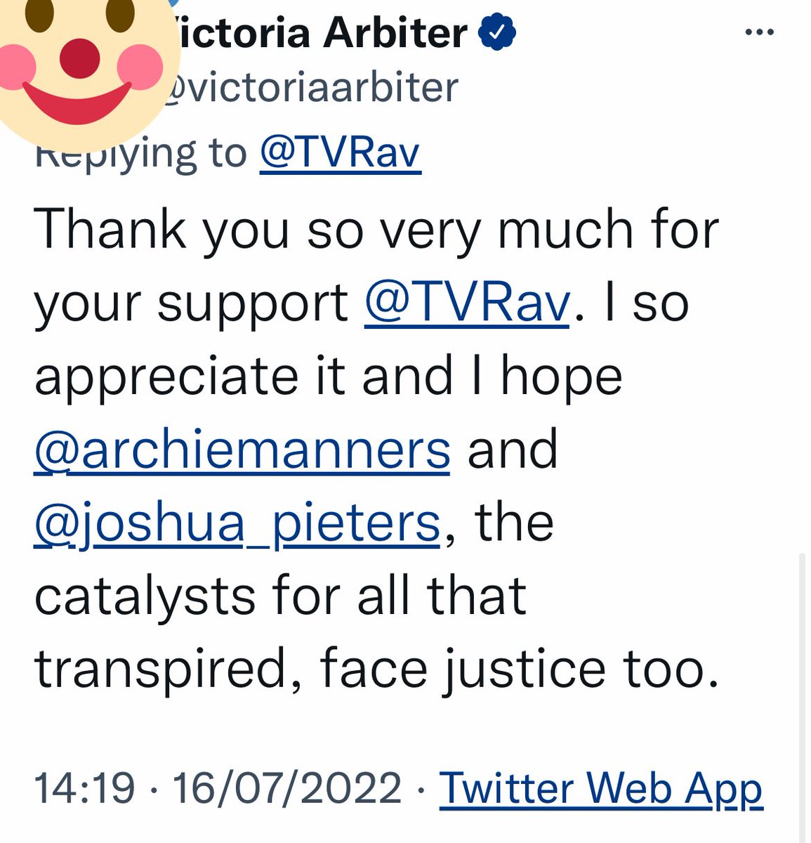 jozzzaphen's tweet photo. In other news #Vickyasslicker and her plight, i need my money! https://t.co/XMx08lDyA5