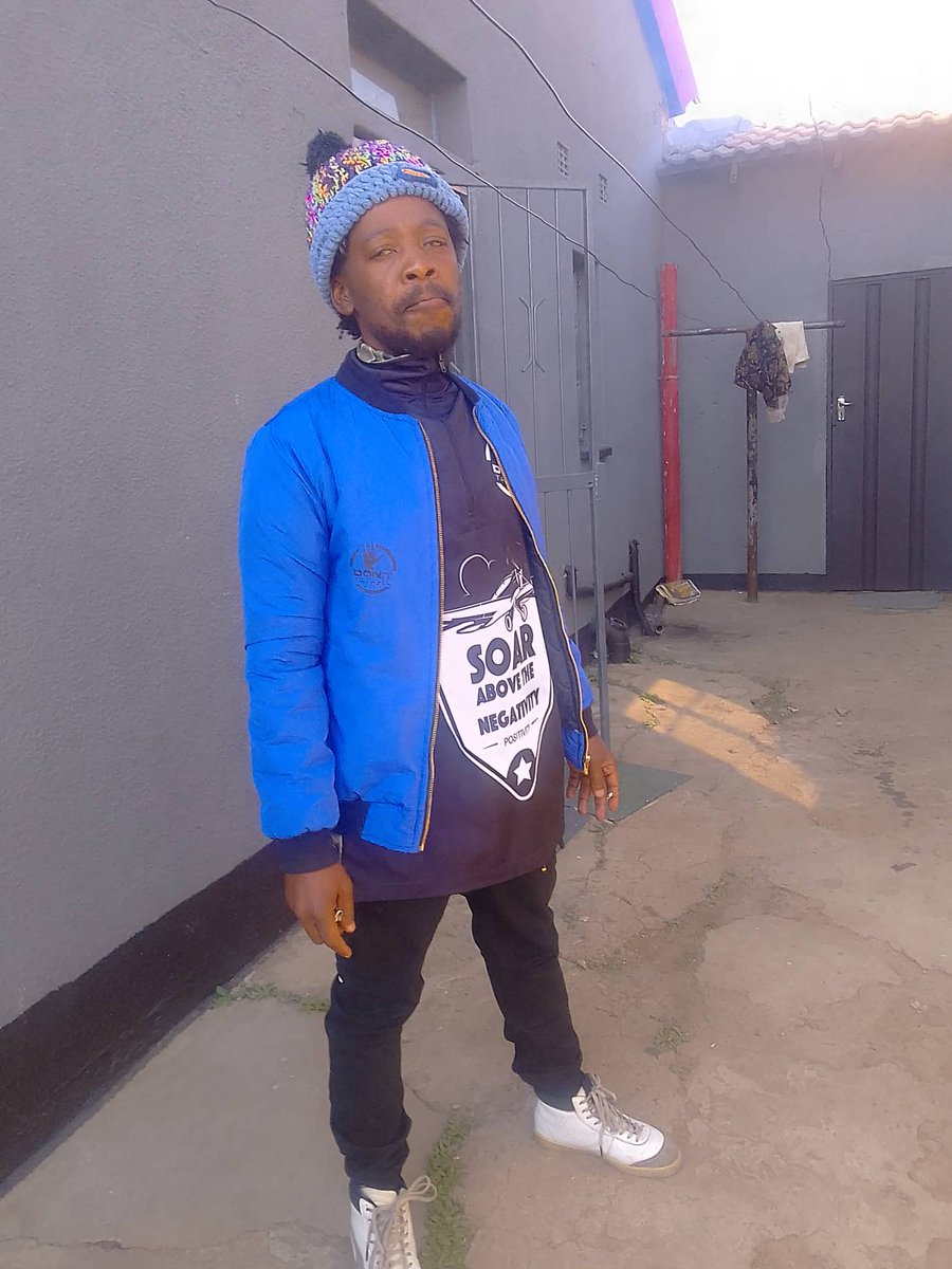 _Mompati's tweet photo. Sila🤟 We sell what we wear, #gogetyourdreams #podcastandchillwithmacg #Drake #PodcastAndChillWithMacG #Roadto1M #Macg #Chillers #BlackExcellence @Mapaputsi_Orig  @mafusonwa  @MacGUnleashed  @VinnyDaVinci  @Solphendukaa https://t.co/sqOTqHCtG8