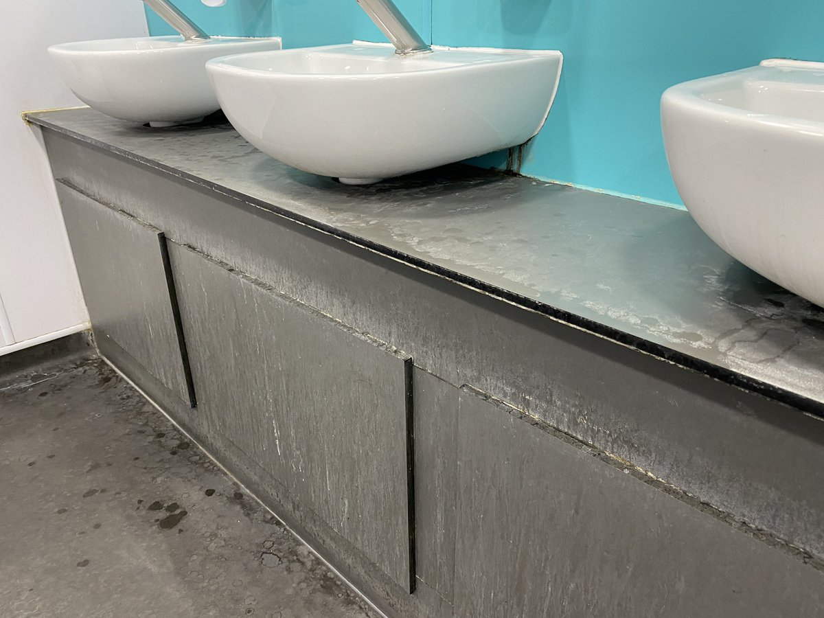 1bobbyfreeman's tweet photo. @asda what a delight it was to use the toilets in your Charlton store in South East London. It’s always pleasant to be overcome with the smell of stale urine when doing my weekly food shop. 🤮 https://t.co/MNcEnG39eT