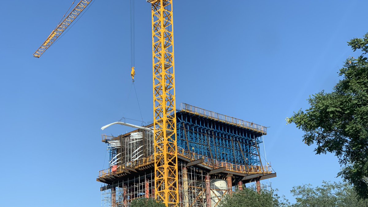 TrackingCHN's tweet photo. And then they keep on building. And building. And building… https://t.co/OrrlAybBum
