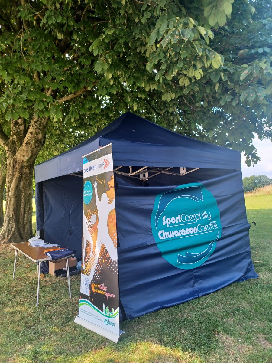 Great partnership work tonight by @sport_leisure with @GPCaerphilly @SWFireandRescue and @SaferCaerphilly in the aber valley and Morgan Jones park areas. #ASBAwarenessWeek #partnershipworking #sportasatool