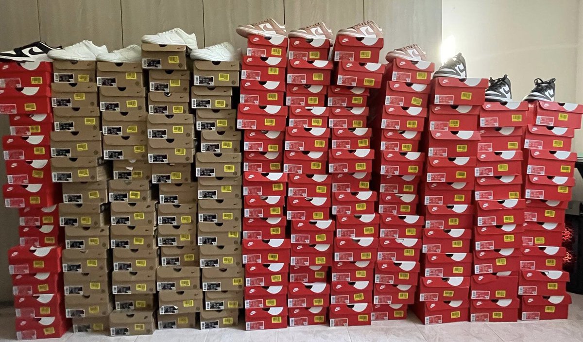 DavideXia88's tweet image. 150+ Pairs inhand thx @EarthSideIO 👑 (No competition)

Cook @LoadingNotify @BestNotify_ @HypeHuntersEU @AnotherStupidCG @EscapeNotify @projectZtech 

F&amp;amp;F @AtomFnF 

Tool @ZalTools  the best Zaltool

Server Aco @_AkService_
