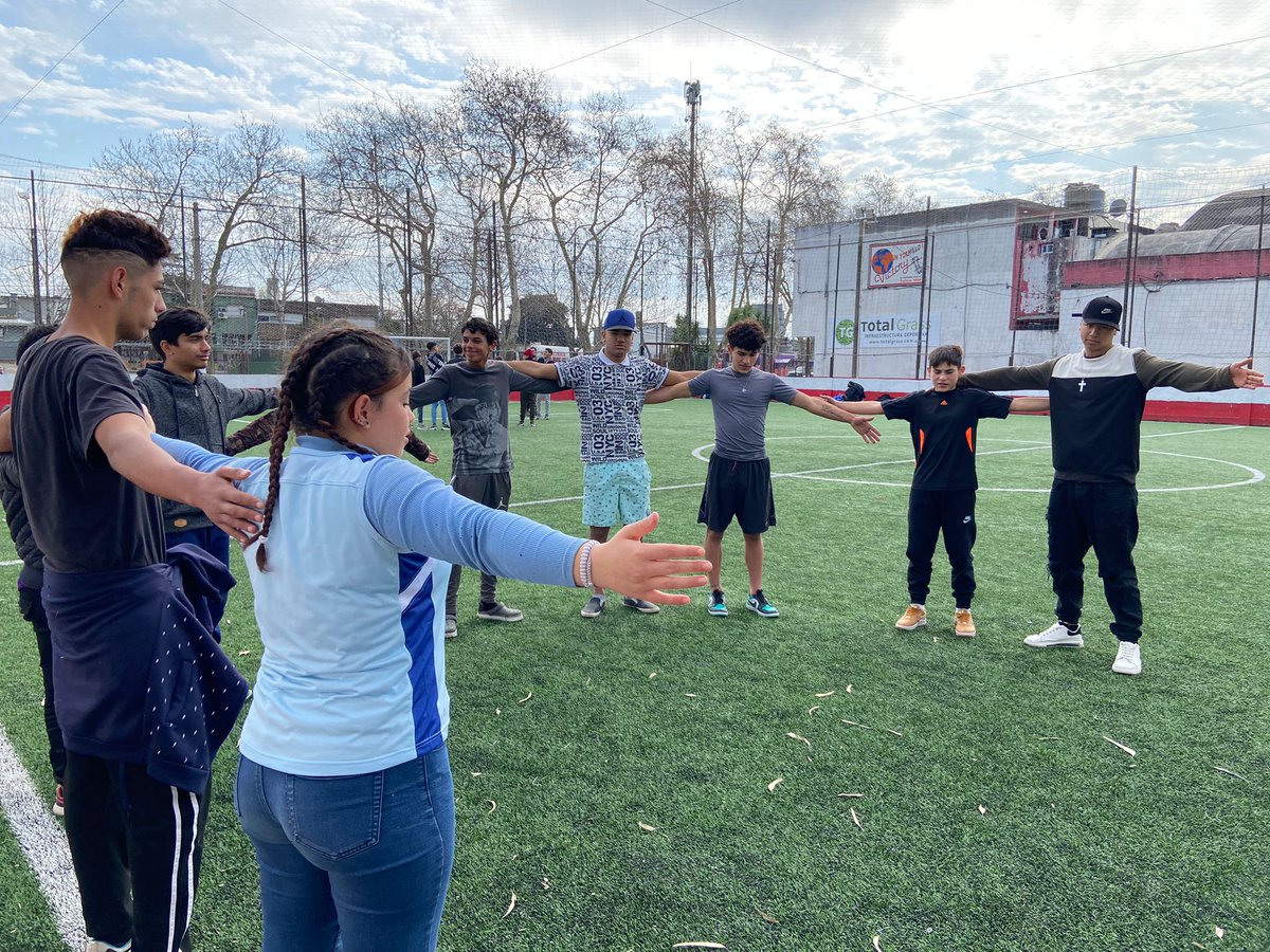 Gurises Unidos tweet media