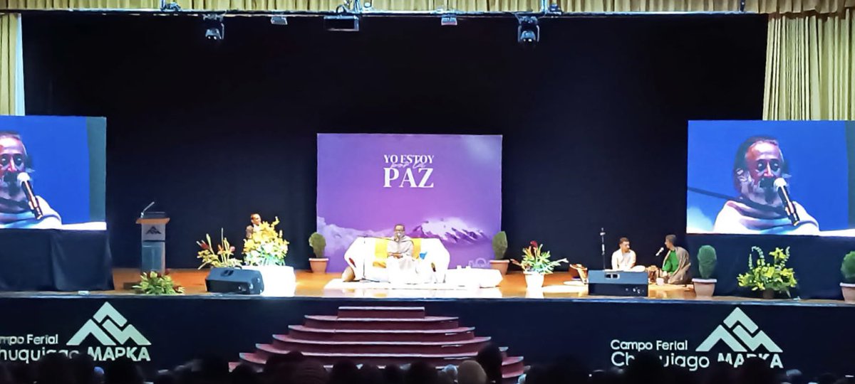 Gurudev's tweet photo. The capital of Bolivia, the highest city in the world - La Paz - means Peace. July is celebrated here as the Month of Peace. Incidentally, we came here for the #IStandforPeace event. The @ArtofLiving has been in existence here for the past 16 years &amp; this is my first visit. https://t.co/CJh2FX4qR6