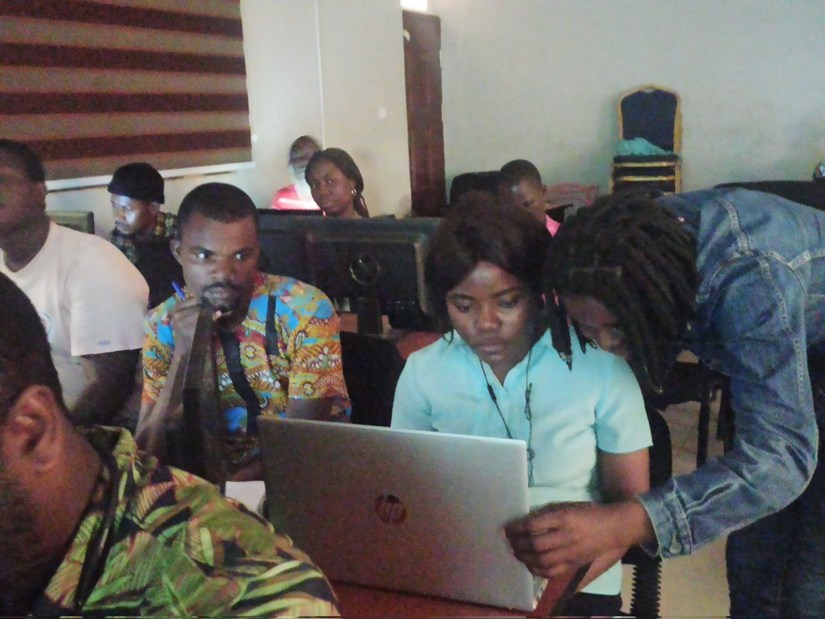 Adasajisarah's tweet photo. Day 4 of the power Edo bootcamp
A rigorous learning on powerapps session by @Adasajisarah and @Richie4love 
#PowerEdo
#PPBEdo4
#PowerEdo4 
#PowerEdoUG 
@japhletnwamu @DavidAbu_ 
@aprildunnam 
@rezadorrani 
@DynamicsUG https://t.co/9hlB99IezP