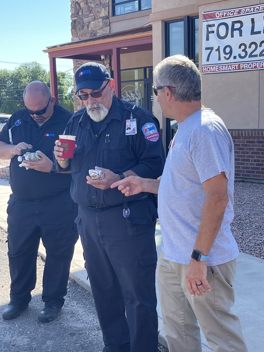 A big shout-out to HomeSmart Realty who offered up a tasty breakfast for first responders in the city today, including Pueblo Fire &amp; Police and AMR Ambulance. Well-fed and ready to serve our citizens!! #PuebloFire #homesmart