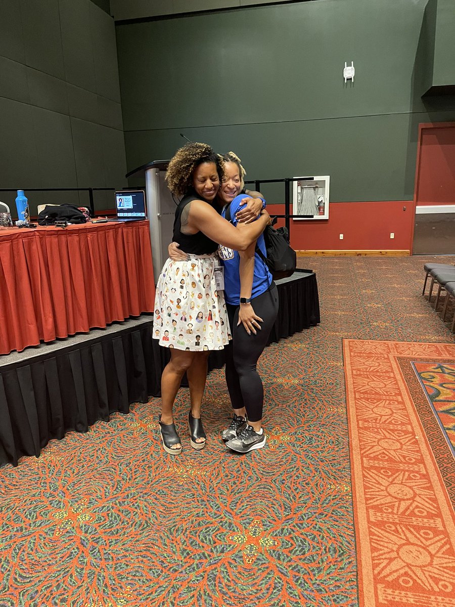 AcesHouston's tweet photo. Ran into @jenfrytalks at the @THSCAcoaches coaching school. https://t.co/o347GBnkT2