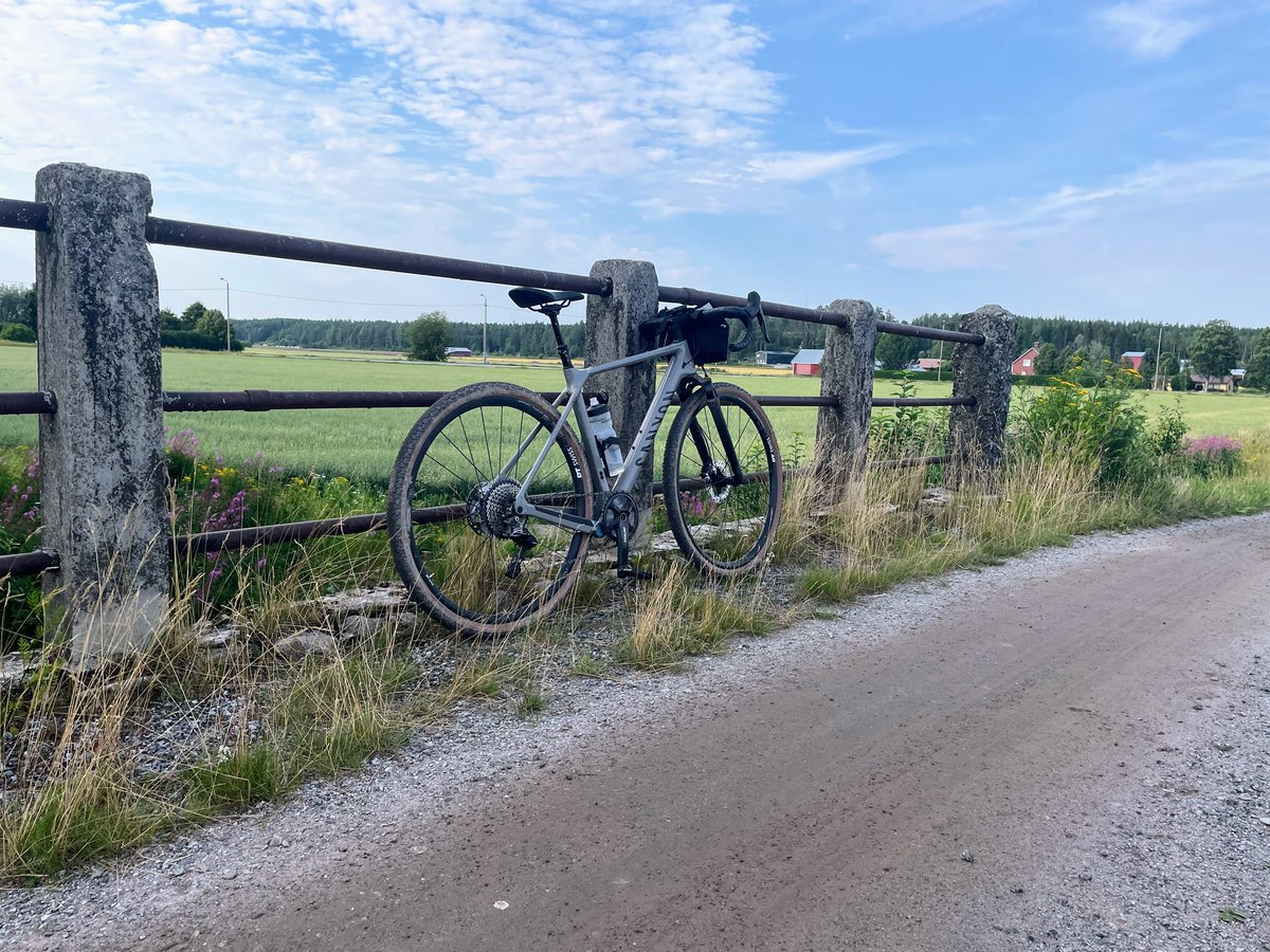 Joutu pysähtymään kun oli niin kuuma #siltakerho #pyöräily