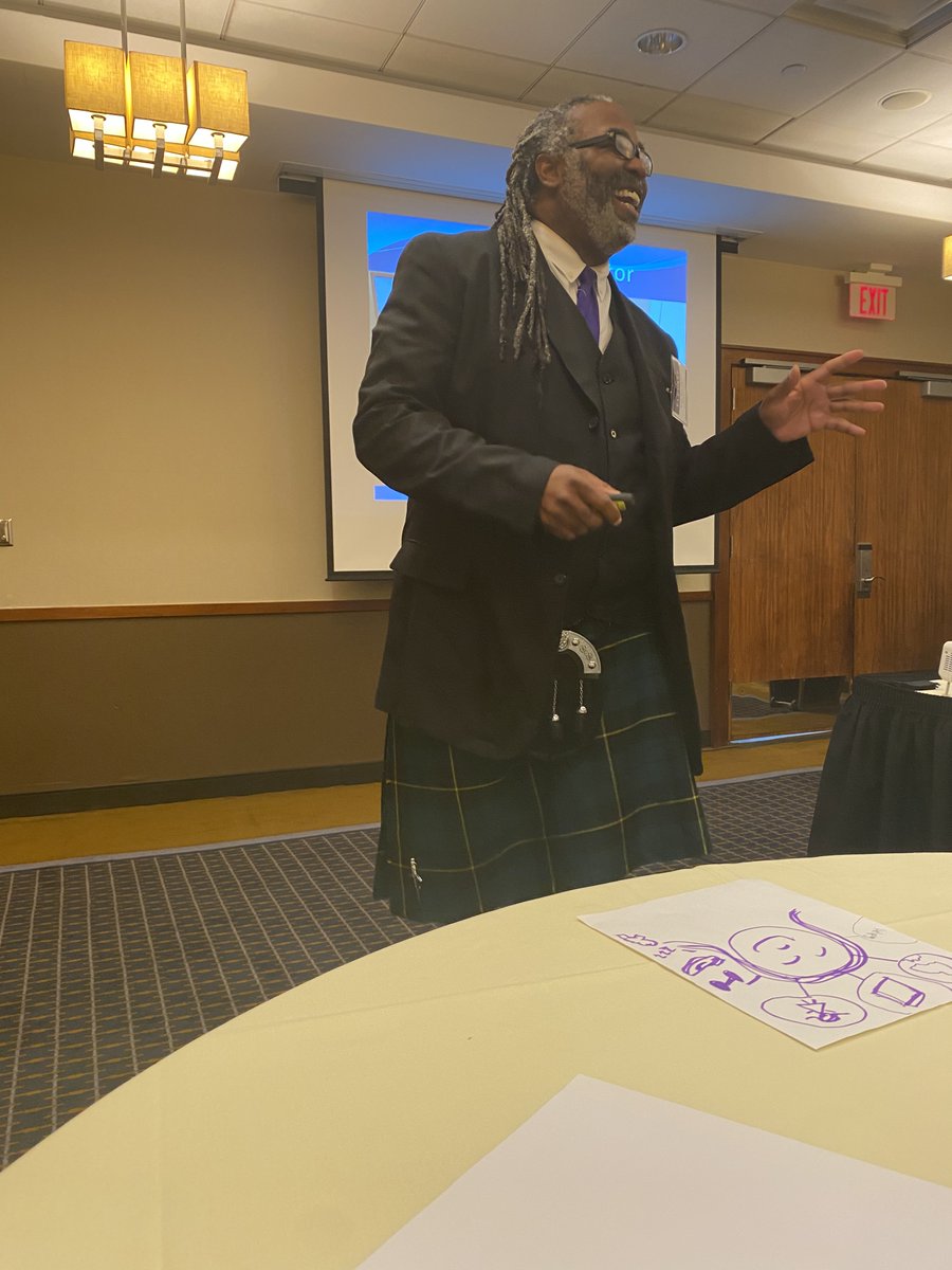 CenterForMSIs's tweet photo. 🛬We are landing into our next session with Bryan Kent Wallace of @Fisk1866!

Kent's workshop is "Teaching Skill  Development!"

Get ready for this excellent journey!👏 

#ELEVATE2022 #teachingdevelopment #faculty https://t.co/K6otHgwb5V