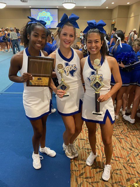 boswellhs's tweet photo. Boswell cheer is out here doing some work!  
Leadership Award - whole program
1st place camp routine - Varsity 3rd place game day - Varsity 
2nd place camp routine - JV
3rd place game day - JV 
Jump off 15 and under champ- Jump off over 15 Champ &amp; 7 All Americans! https://t.co/bzhshGesp2