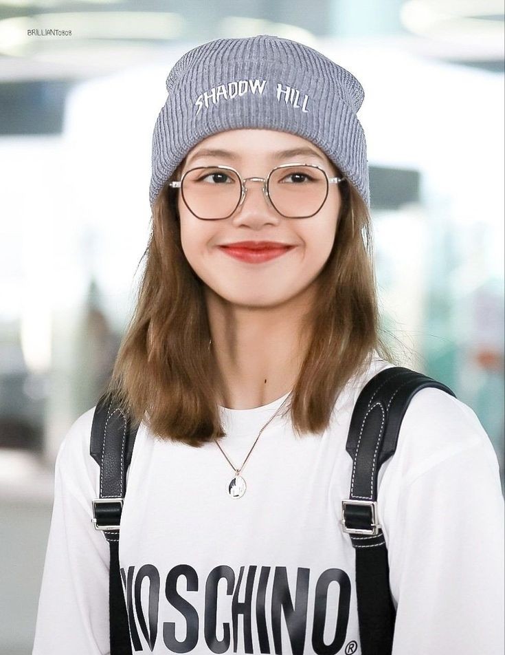 9795VERSE's tweet photo. #TAEHYUNG #태형  #ลิซ่า #리사 #LISA https://t.co/sucMaB2QN7