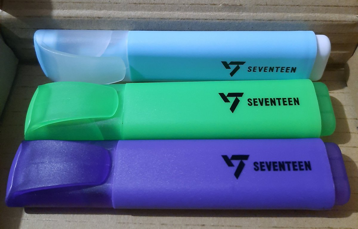 chwesci18's tweet photo. Thank you for the smooth transaction @rg_cart. The highlighters are delivered safely. π #rgFeedback
8/13 highlighters completed waaaahhh 5 na laaaang https://t.co/gKRSaUJ4pH