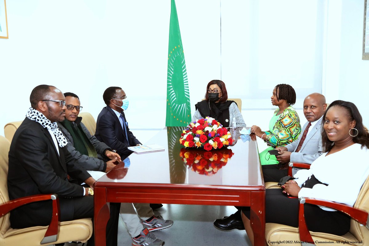 We signed MoU with @TASAIndex, mindful that Aspiration1 of <a href="/Agenda2063N/">Agenda2063MediaNetwork</a> is consistent with #TASAI's visionfor modern #agriculture focusing onAfrica #seed sector for inclusive growth&amp;devt.I urged collective support towards African #Fertilizer Facility led by President <a href="/Macky_Sall/">Macky Sall</a>