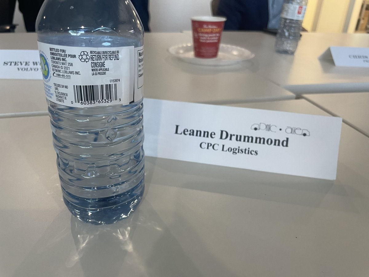 leannequail's tweet photo. @privatefleets Board of Directors meeting this morning. Couldn’t dream up a better board to sit on. https://t.co/Gp2OFwb9Ln