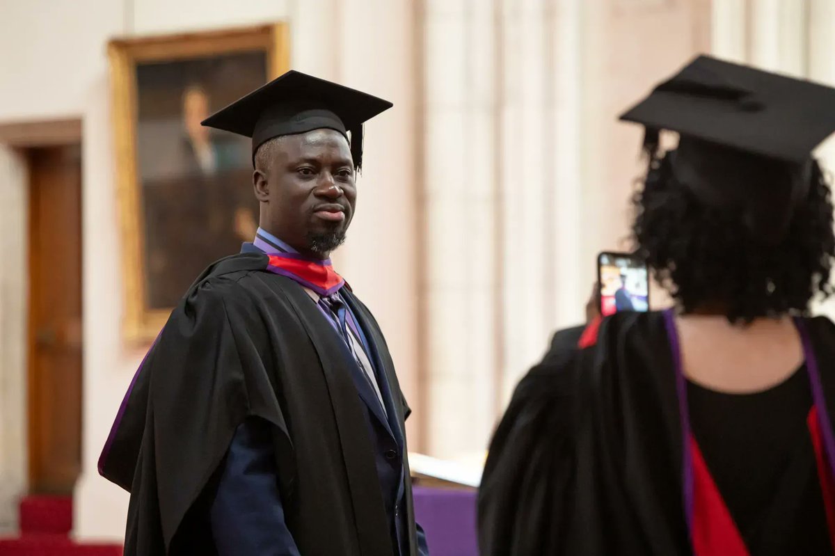 Have you recently been awarded a Masters? 

Find out more about how you can use your Masters qualification as credits towards Chartered Status at: buff.ly/3IT75NR

#CharteredStatus #CharteredTeacher #TeacherCPD #SchoolLeadership
