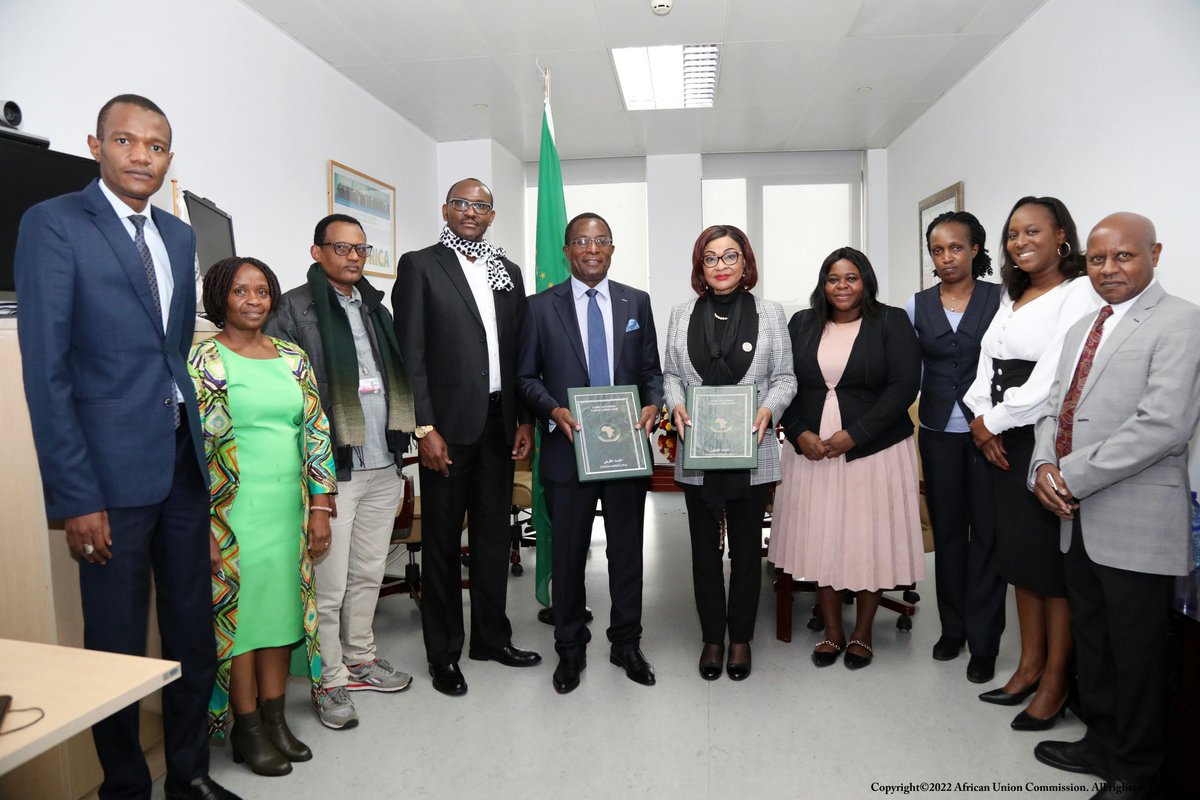 I am pleased to sign MoU with <a href="/BiovisionAfrica/">Biovision Africa Trust</a> to advance our work &amp; collaboration on EcologicalOrganic Agriculture (#EOA)initiative with overarching goal to achieve #Food &amp; #nutrition security on thecontinent. Working towards the Africa Common Position to UN #FoodSystems summit