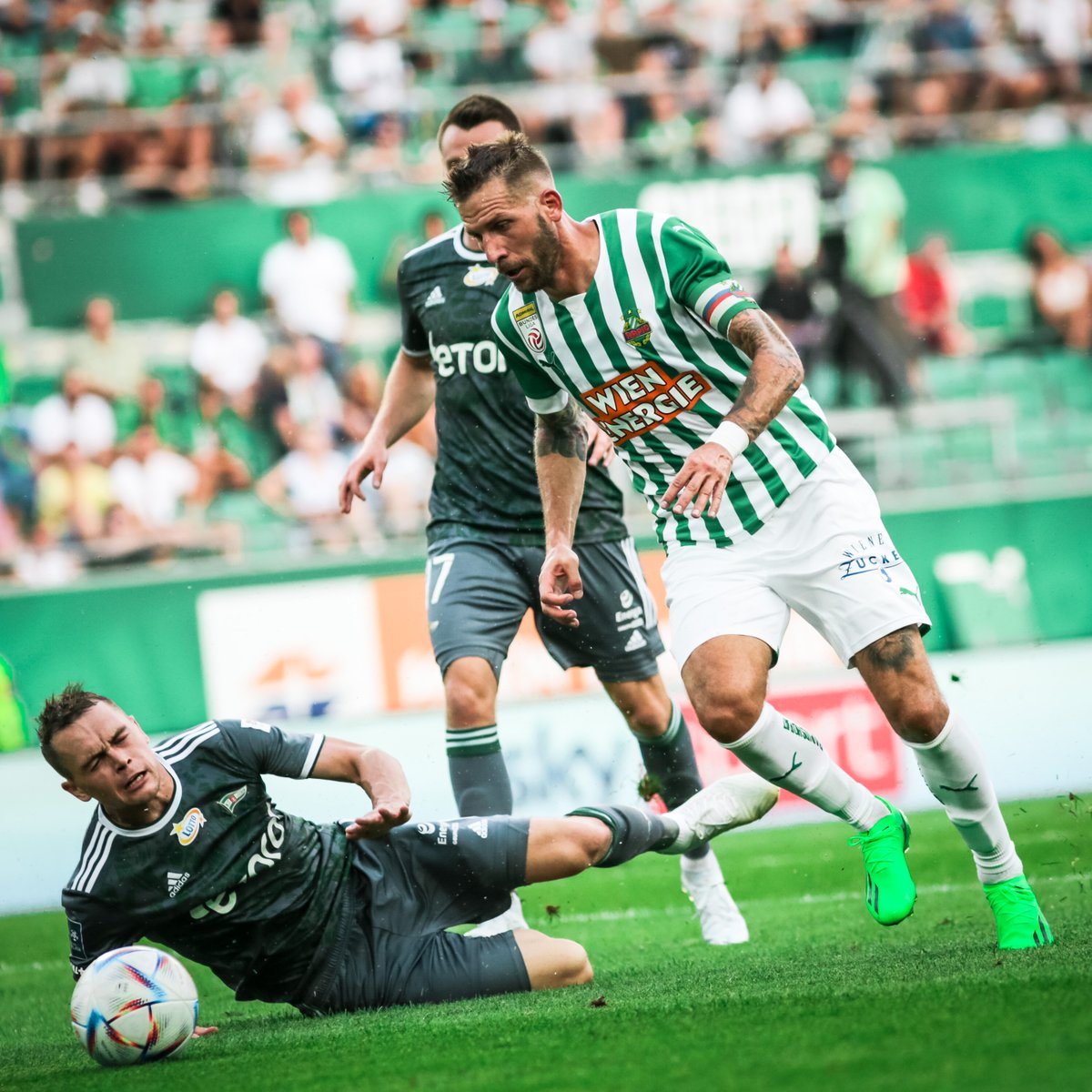 Eugeniogonza2's tweet photo. #ConferenceLeague | Rapid Viena 0-0 Lechia Gdańsk

Buen Lechia en Viena. Supo sufrir sin arrugarse en los tramos de partido de superioridad austríaca, especialmente al final y mostró cierto descaro arriba ante un histórico a priori favorito. Gdańsk dictará sentencia

#RAPLGD https://t.co/951q9rE84g