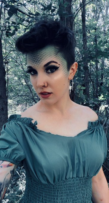 🐍 𝑀𝑒𝒹𝓊𝓈𝒶 🐍 https://t.co/kRK68g6lDZ<a href="/tag/twitchcon2022"class="tags"><span>#twitchcon2022</span></a>