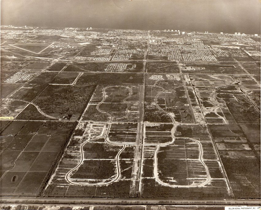 BocaHistory's tweet photo. Calling all our #HistoryDetectives where and when was this aerial photograph was taken? π΅
#History #TheSchmidtMuseum #MakingHistoryBoca #BocaHistory50th #bocaraton #bocaratonfl #bocaratonflorida #aerials #iambocaraton #ThrowbackThursday https://t.co/Hxp6qv2D45