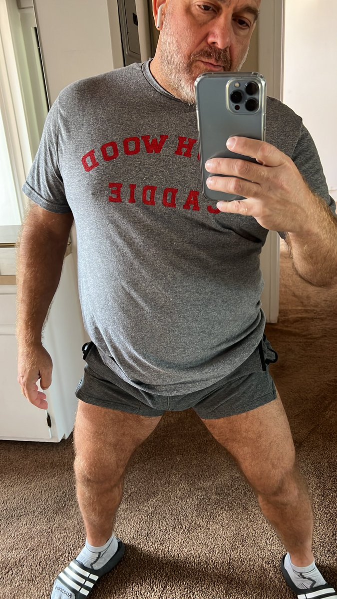 I’m Alan & Im hairy tweet media