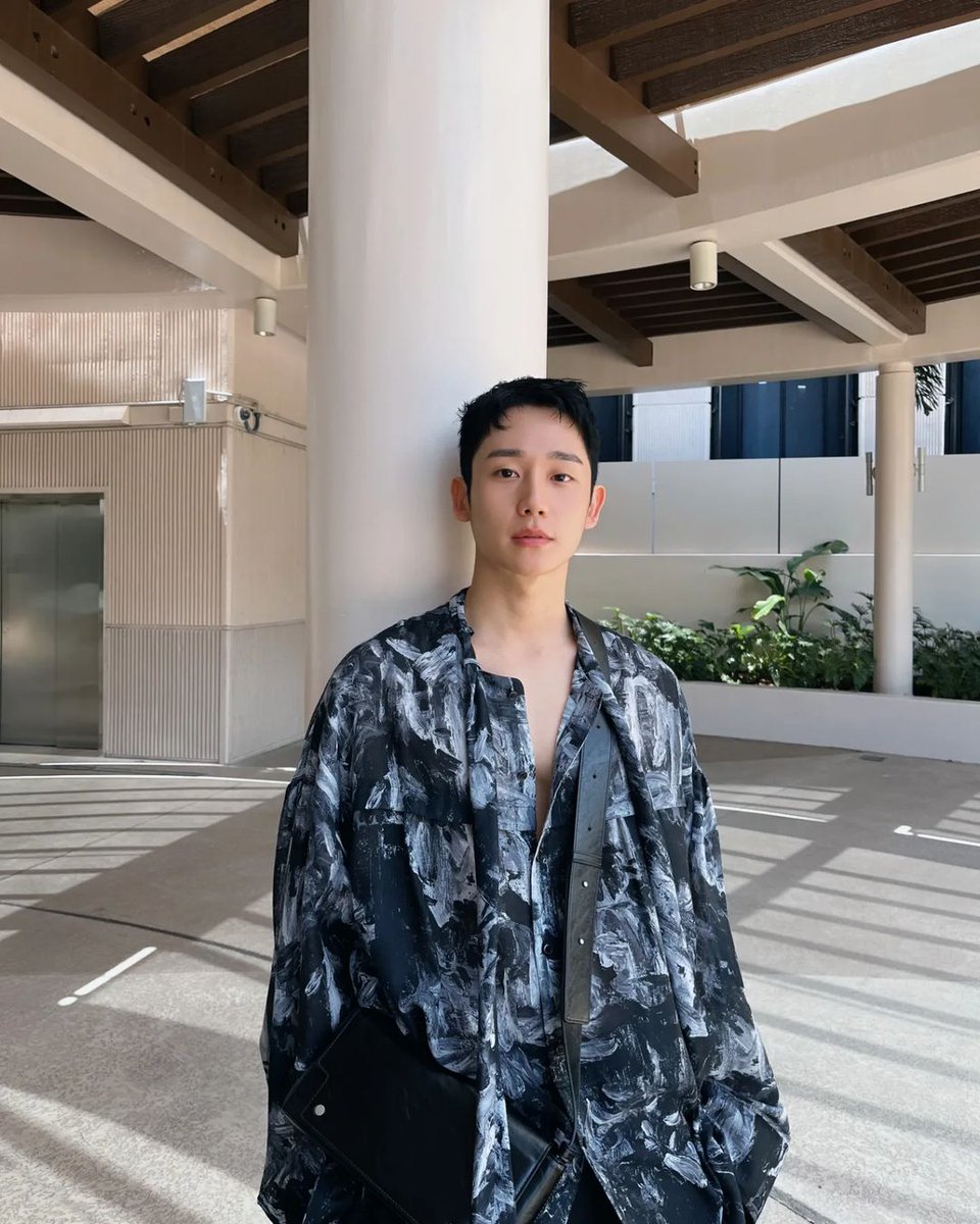 Actor_Haein's tweet photo. 하와이  
#정해인 #junghaein https://t.co/FM5apuaiQh