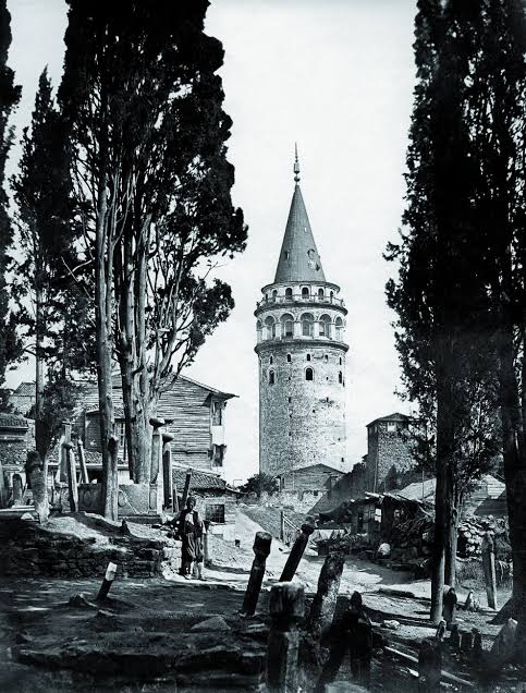 _bookarchive's tweet photo. Ernest de Caranza, Galata Kulesi fotoğrafları, 1856 https://t.co/GBrUwywKKk
