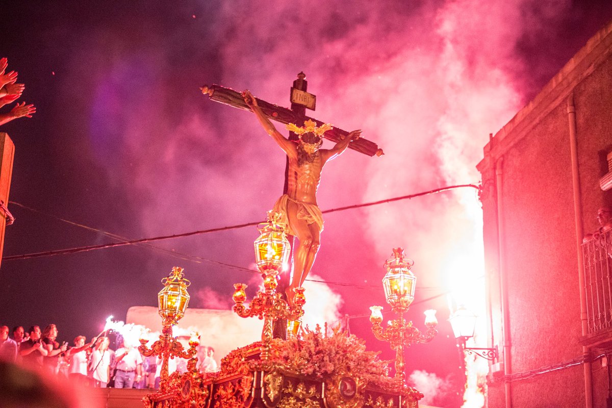 Cristo de la Luz Dalías tweet media