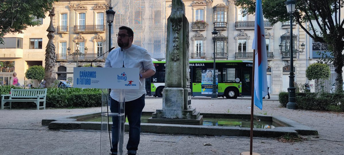 anamirandapaz's tweet photo. Non hai Galiza sen Vigo e Vigo ten que xogar un papel moi importante no País e iso virá da man do BNG @bngvigo . Actos #diadapatriagalega #DiaDaMatria ⤵️ https://t.co/N1gl5AGchh
