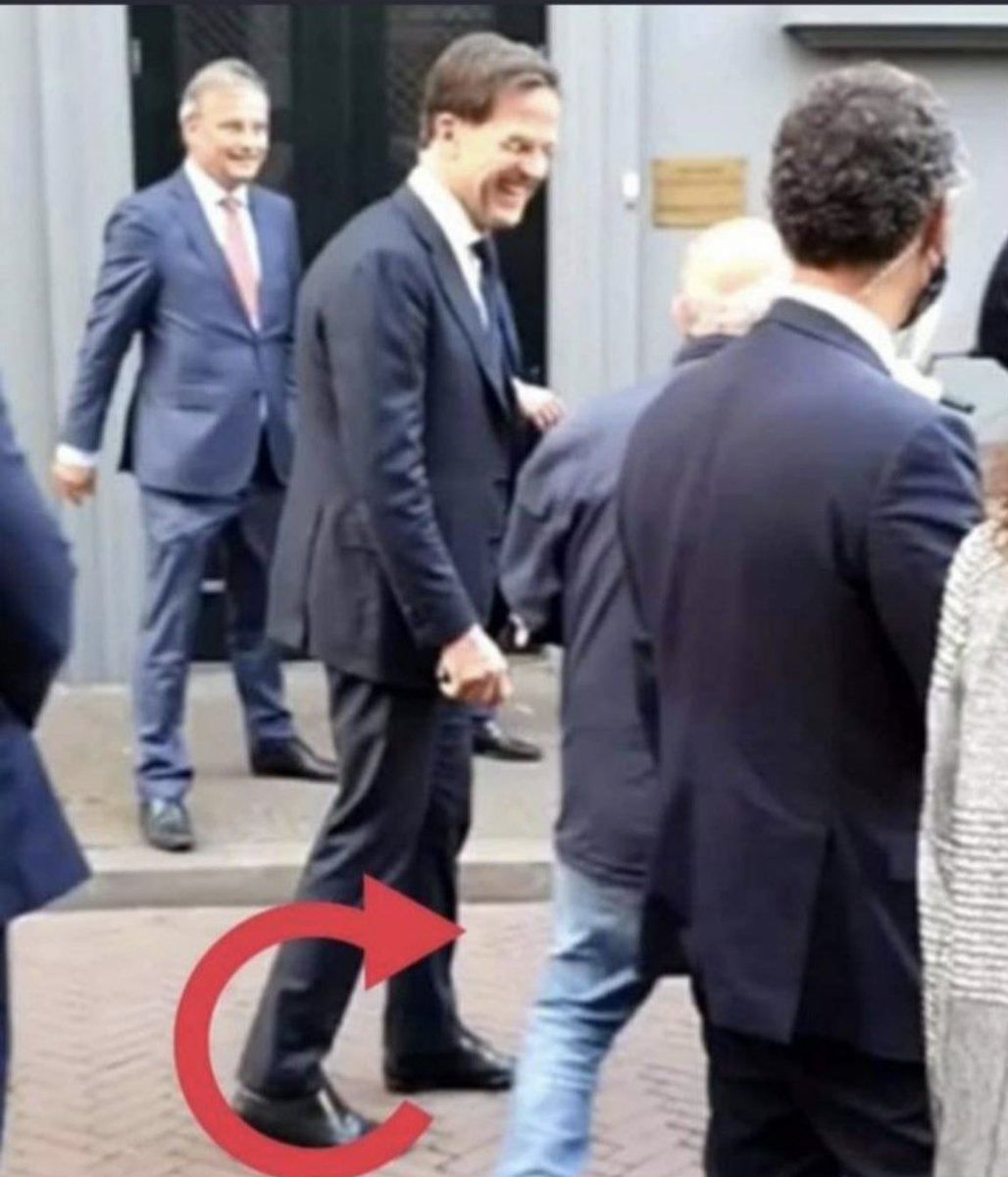 Syllie 🌸 tweet media