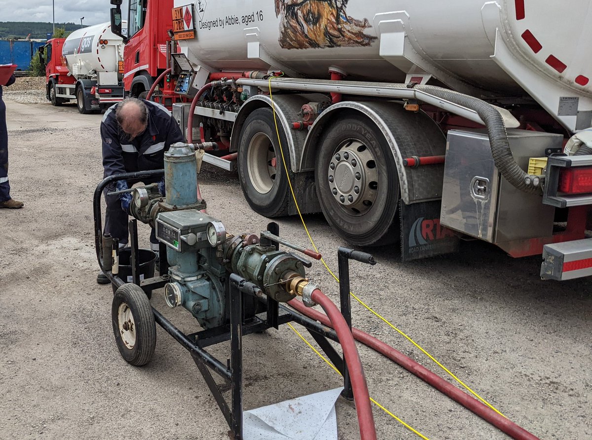 iainhoey1's tweet photo. Heating oil is not subject to the energy price cap so it's more important than ever that to make sure consumers are getting the correct quantity. The price has more than doubled in the past year. Routine bulk fuel accuracy testing by Trading Standards is essential. https://t.co/FFk3X1rK86