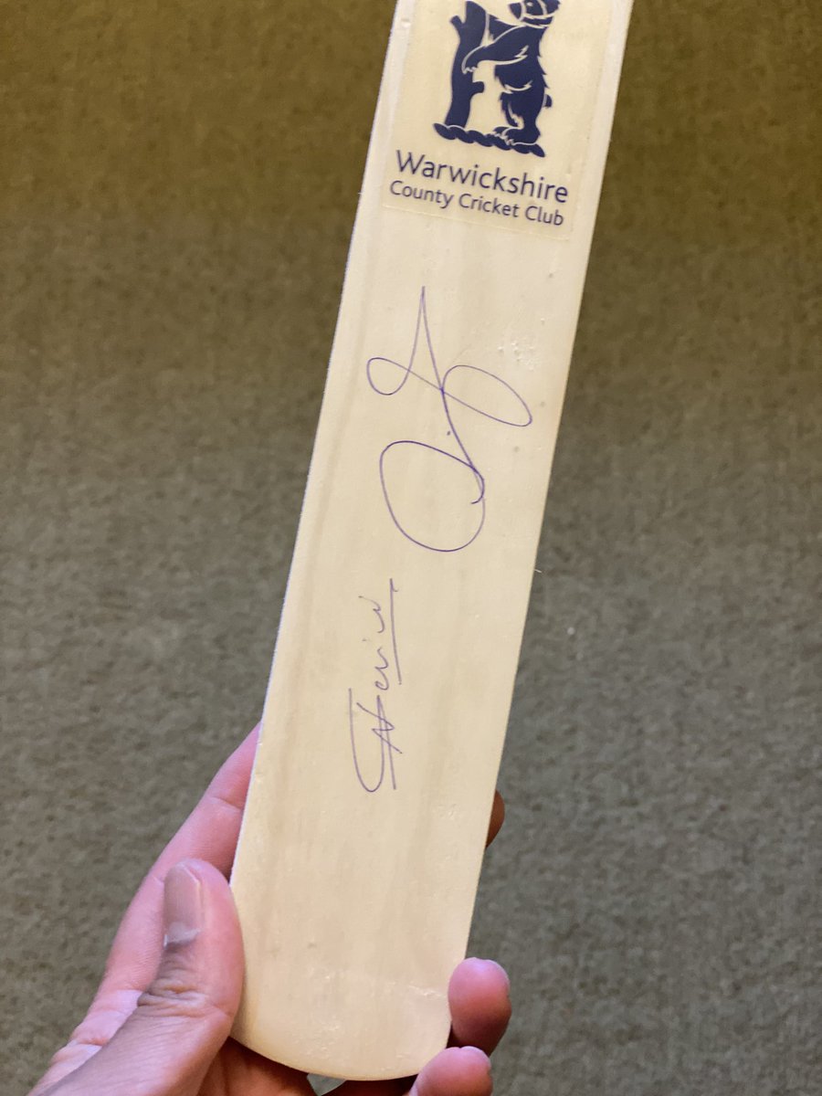 akcop's tweet photo. Saini…Saini…Saini…Saini… #makesomenoise @KentCricket @navdeepsaini96 @sambillings 🙏 https://t.co/ivb3MzZNya