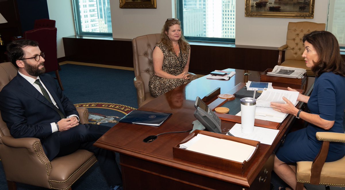 Met with our first-ever Chief Cyber Officer, Colin Ahern, today to discuss New York’s nation-leading cybersecurity investments.

That includes a new $30 million program to help local governments strengthen cyber defenses &amp; prepare for any threats that may come our way.