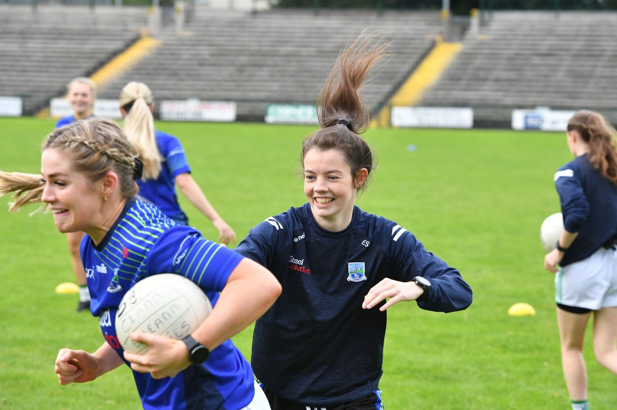 Ferm_Herald's tweet photo. 🟢⚪️ A great evening of fun, craic and enjoyment was held at Brewster Park this evening.

Good luck to @fermanaghladies in their preparation for the #AllIrelandJuniorChampionshipFinal 🏆

Check out Wednesday’s paper for our full match preview!

#UpFermanagh https://t.co/F6ZtkiIbiz