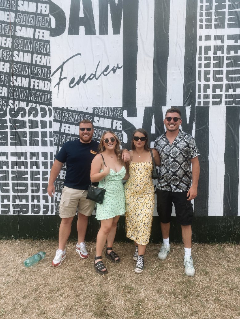 emialice1's tweet photo. The best @samfendermusic 🫶🏻 https://t.co/DvpGJrrdFH