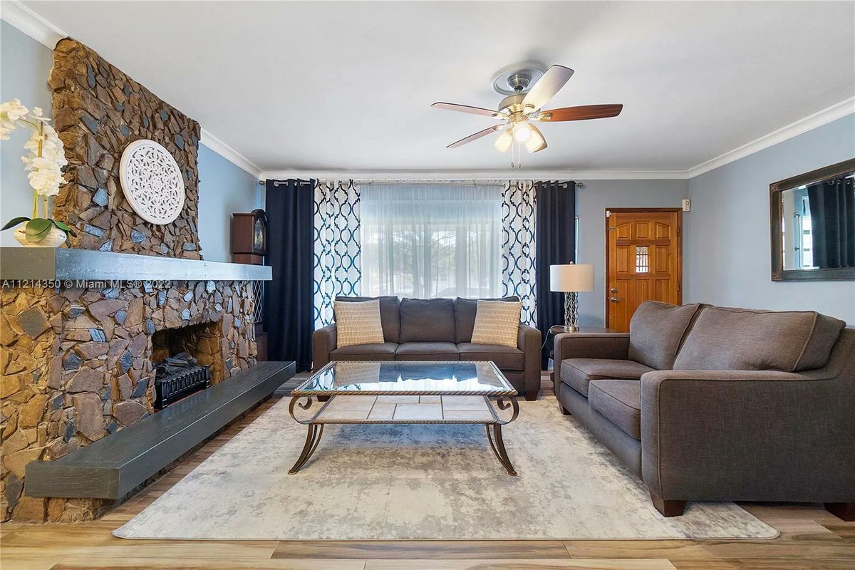 FinkelsteinFL's tweet photo. Under Contract: 6884 NW 14th Ct, Plantation Fl - 3 Beds / 2 Baths 1,470 Sq.Ft. Listing Agent: @TiffanyWRealtor https://t.co/RavU254Buv #realestate #realtor #PlantationFL #FtLauderdaleHomes #property #realestate #home #investment 
#bhhsfloridarealty #bhhs https://t.co/QG03SFK13G