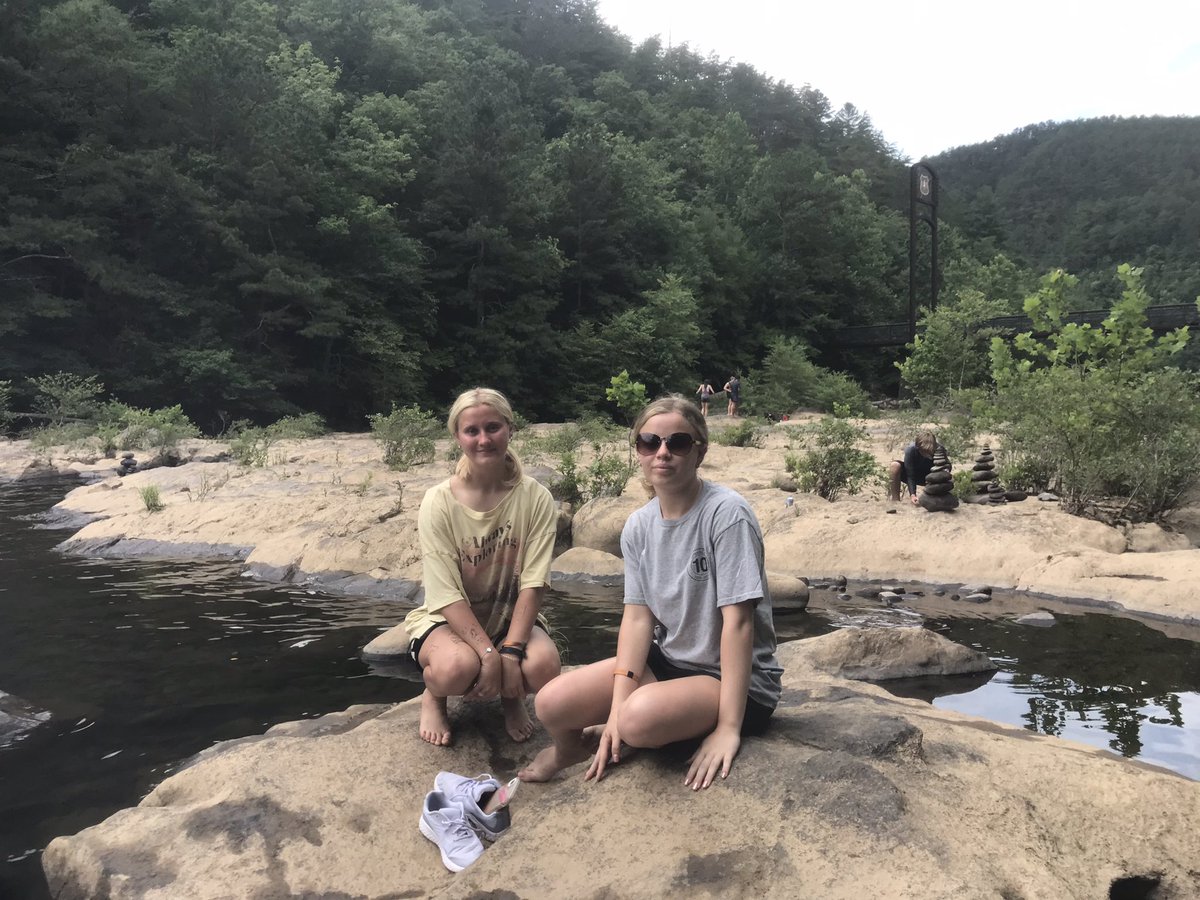 Kids don’t need things from us dads

What kids need and want from a #father is PRESENCE 

❤️➡️ #life