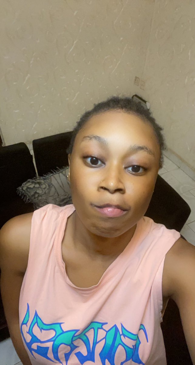 Phepsy__'s tweet photo. *Opens front camera*  
📸 https://t.co/6RowkEDjDe