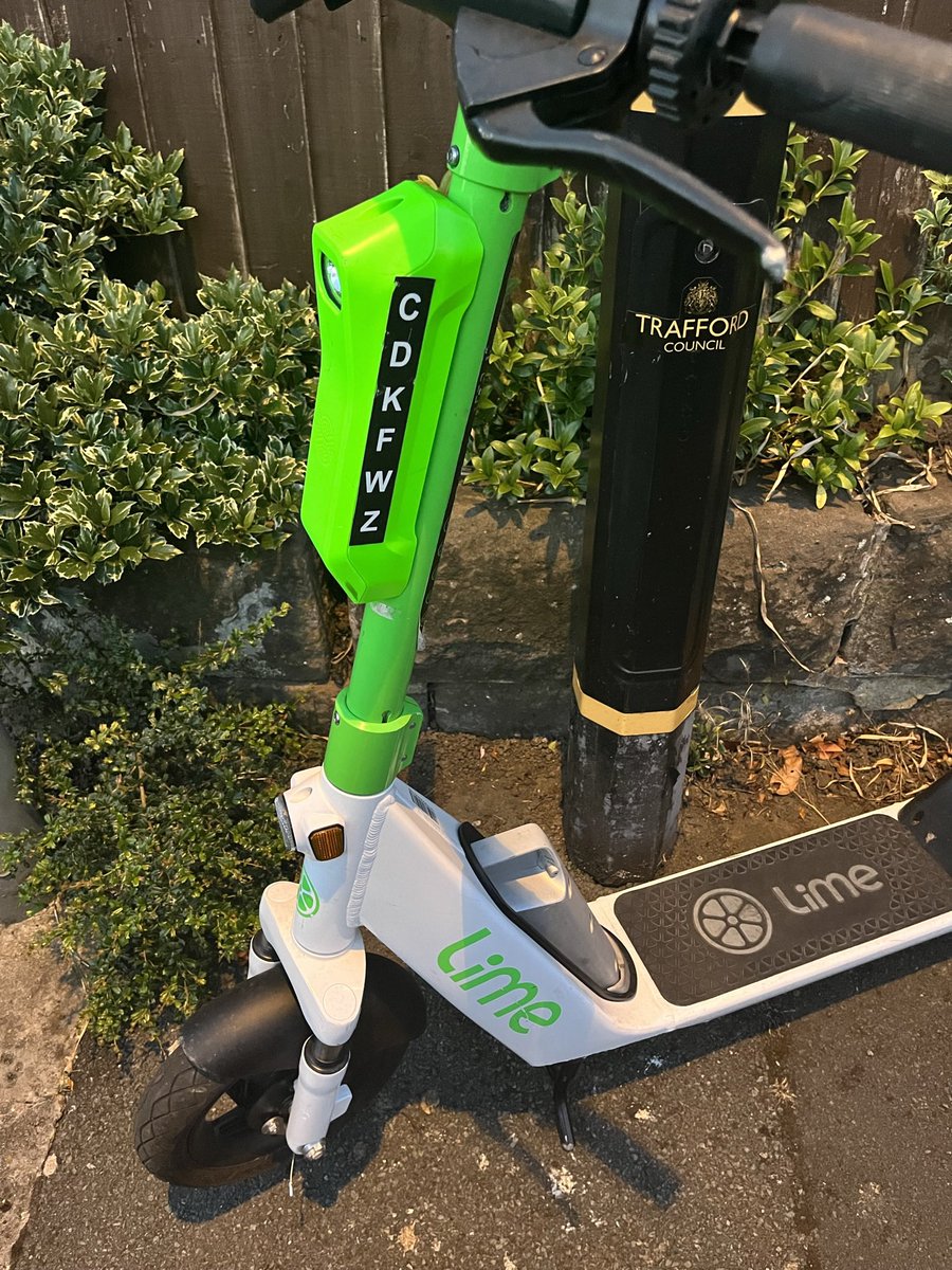 RobbieVigers's tweet photo. @limebike your scooter has been outside our house for almost a week now, despite numerous calls and promises of collection. Any chance you can move it? Ta https://t.co/aBEmme11Td