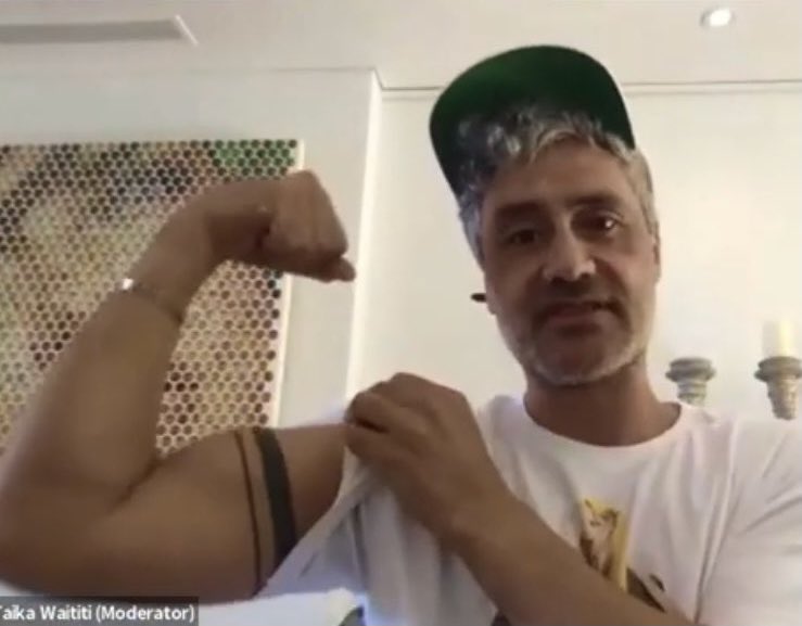 comfortaika's tweet photo. Taika Waititi as Lizzo's "Boys"
a thread 🧵

I like...
big boys https://t.co/Mki50NN8rJ