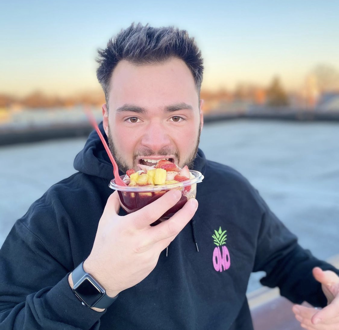 UDcanr's tweet photo. Serving up success: @UDelaware food science major Ben Quinutolo balances his food truck business and @PepsiCo internship. https://t.co/bXunacQSeR #UDel #UDIntern #UDSummer #Entrepreneurship #Food #FoodTruck https://t.co/LTs4BhU2Mz
