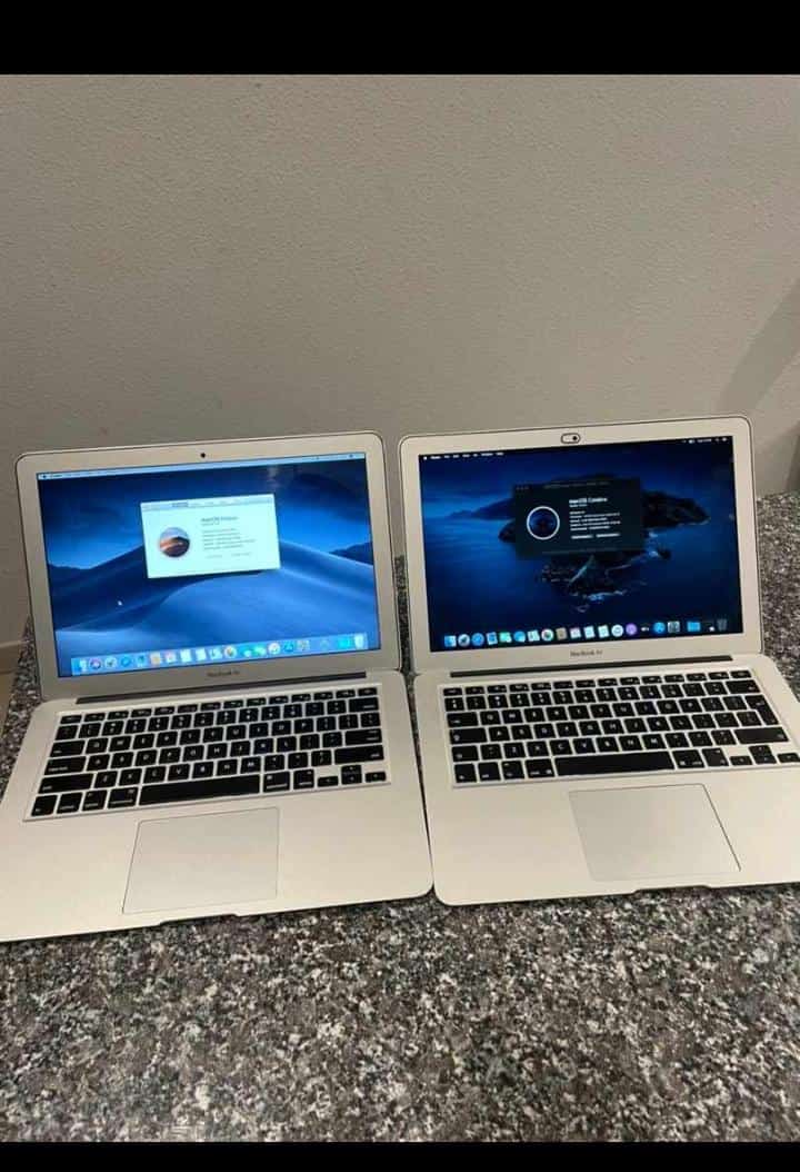 Mahlogonolo_H's tweet photo. I have got awesome pre loved laptops and iPad for sale app me on 0762121661 @2022AFRICA https://t.co/wHDsi5tpTJ