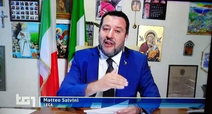 DaliaDaliaanfo's tweet photo. Salvini ha appeso al muro tutte le madonne che gli ho lanciato. https://t.co/ar5Ru70h3b