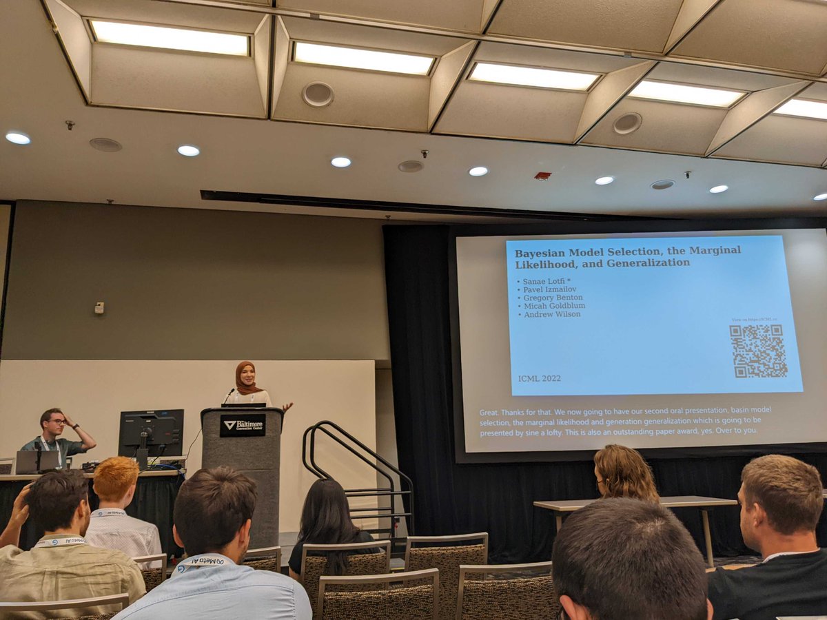 LotfiSanae's tweet photo. This Moroccan Arab Muslim first-generation woman just gave her first long talk for her award-winning paper at #ICML2022! I dedicate this achievement to all the underrepresented groups that I proudly represent! 

So overwhelmed by all the support that I received! Many thanks! 1/2 https://t.co/aSAIhW2ZRn