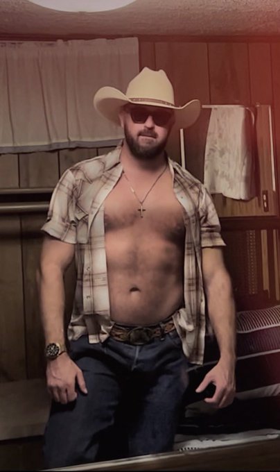 LONE WOLF https://t.co/XIbx7y2llS