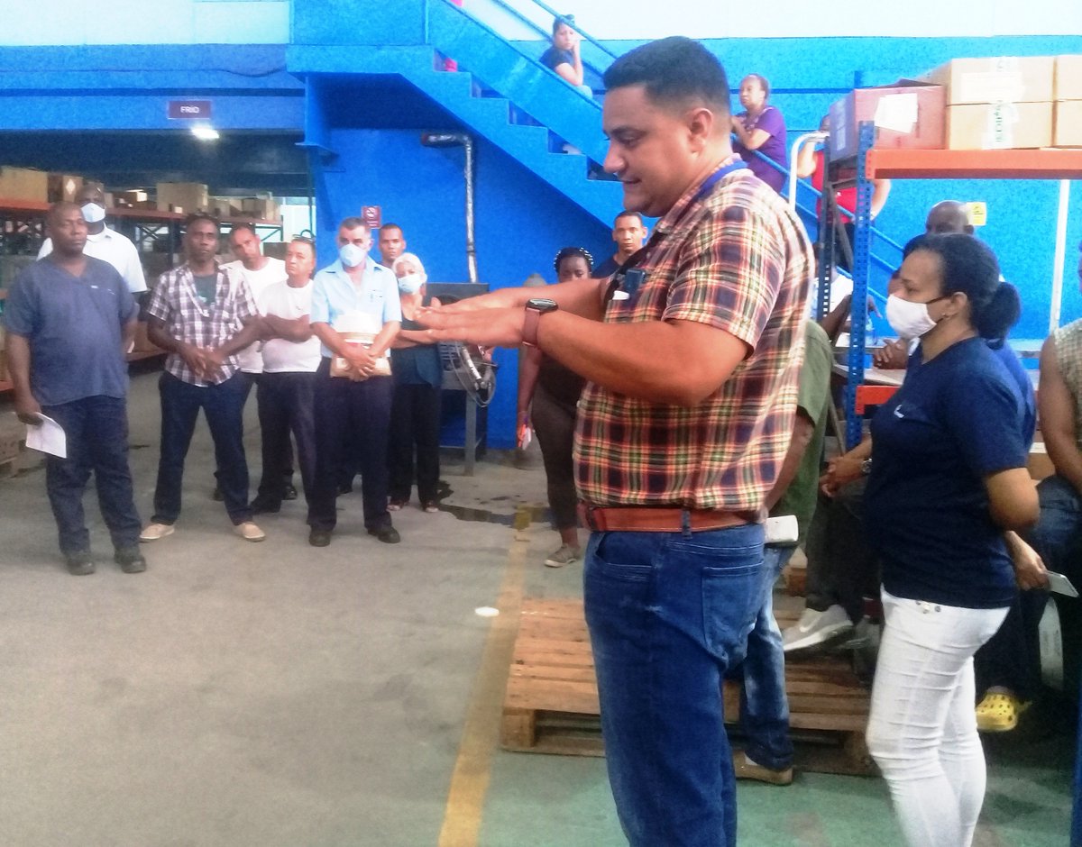 EMCOMED_STGO tweet media