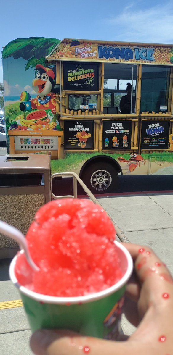 HDAlex3000 (@halex3000) on Twitter photo Work getting us kona ice during this heat is clutch. I got a little carried away with the tiger's blood lol. What's y'all go to flavor? Work getting us kona ice during this heat is clutch. I got a little carried away with the tiger's blood lol. What's y'all go to flavor?