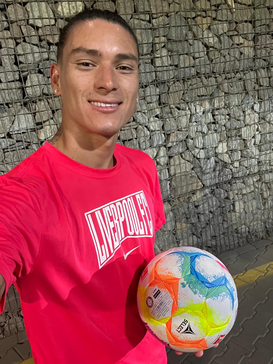 It's not been a bad night has it, <a href="/Darwinn99/">Darwin Núñez</a>? 

⚽⚽⚽⚽